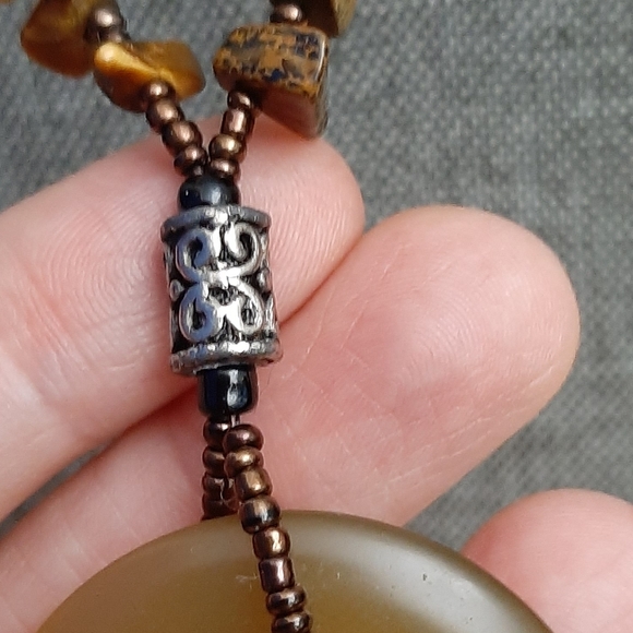 Tiger eye, shell, and 925 necklace - Picture 2 of 3